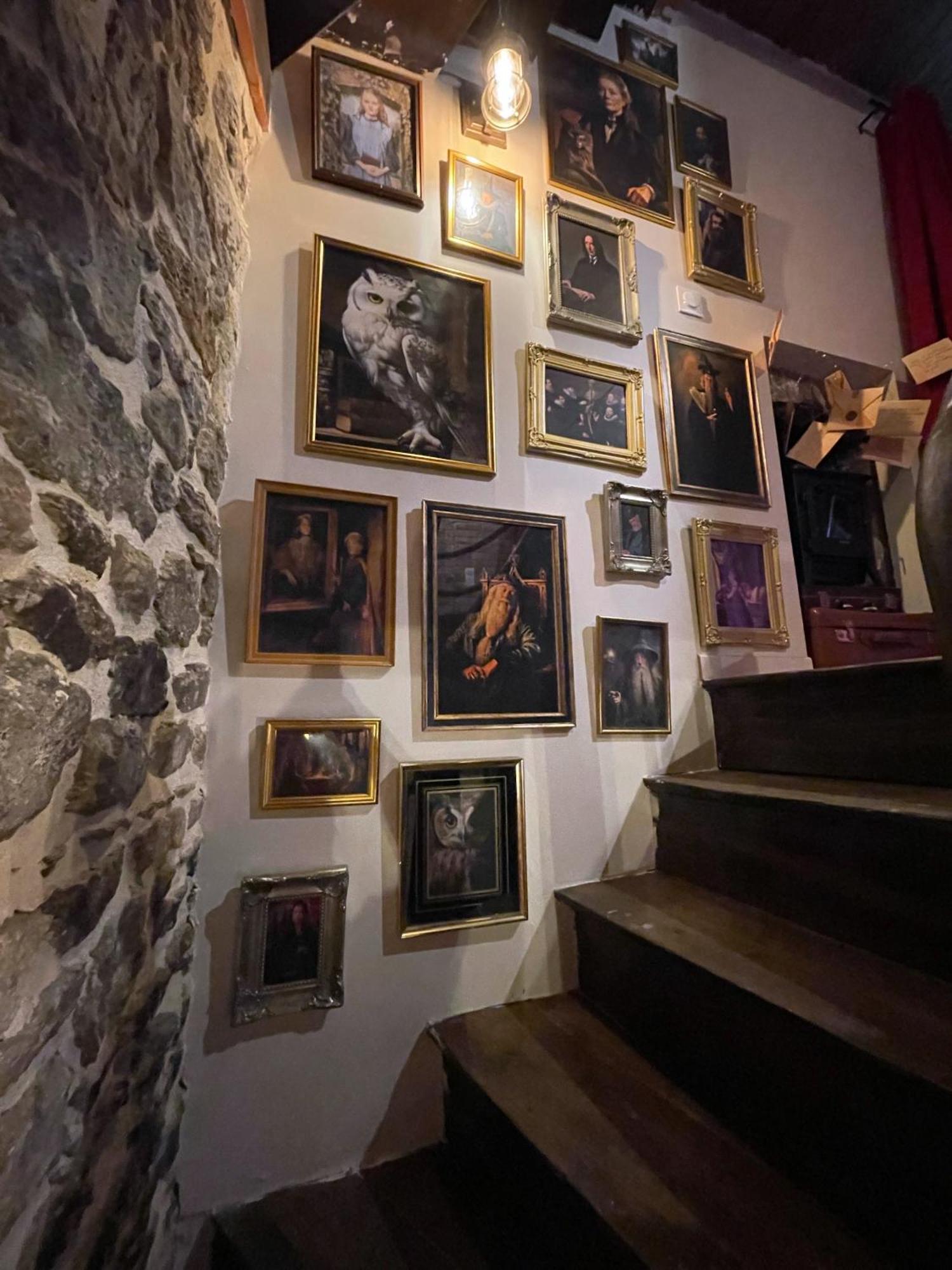 Impasse Des Mysteres - La Maison Des Sorciers Lehon/ディナン エクステリア 写真